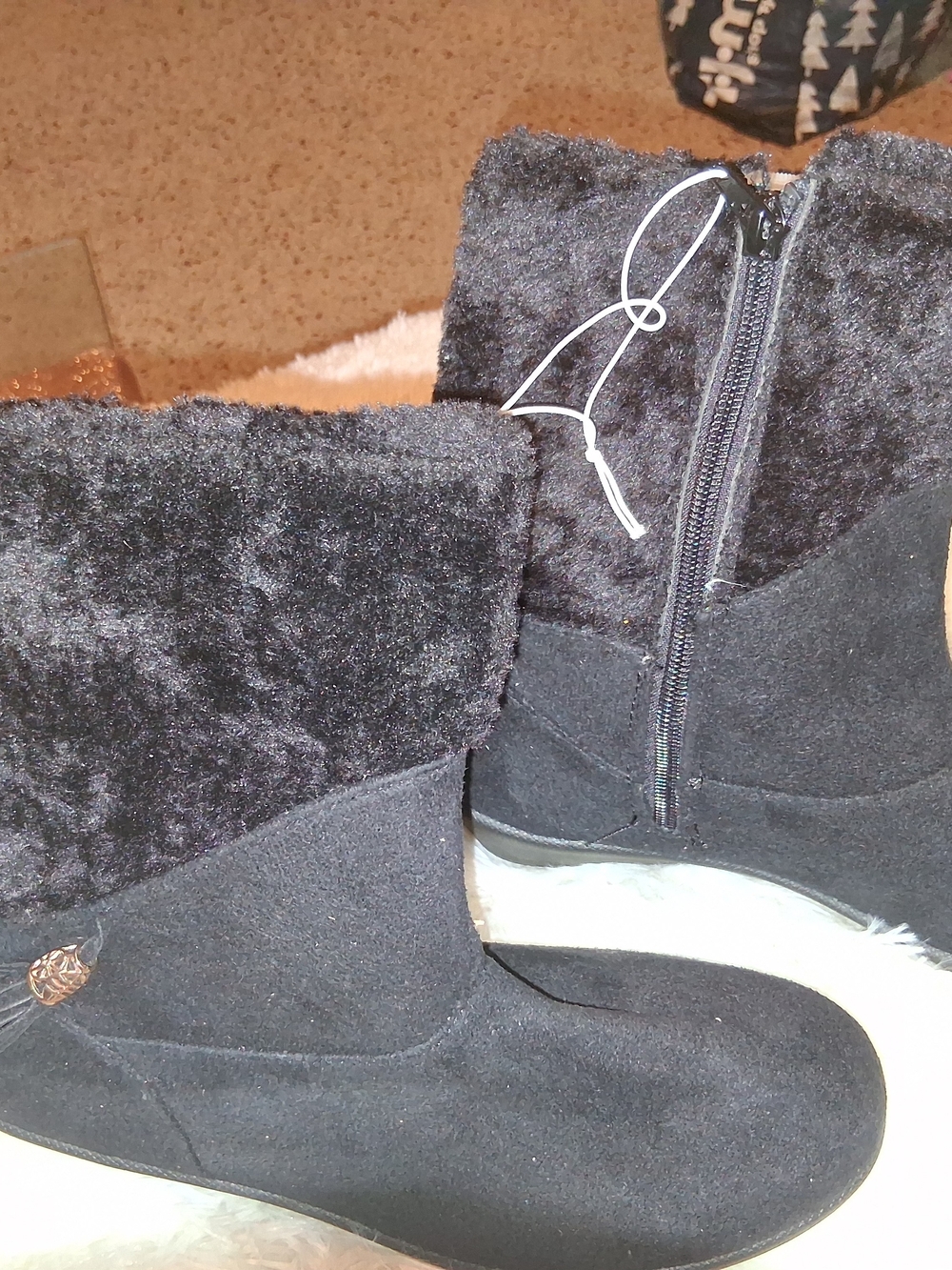 Black Faux Fur Zip Winter Boots